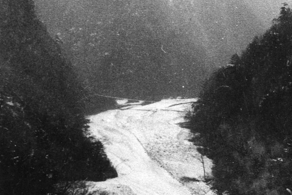 寸又峡 夢の吊り橋 昭和初期の頃のの写真